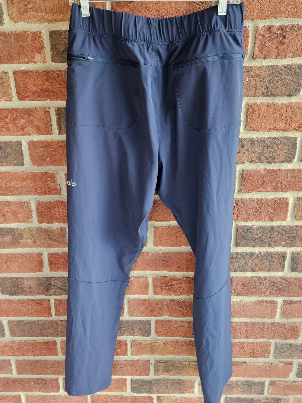 ALO Yoga Navy Performance Jogger Pants for Women
